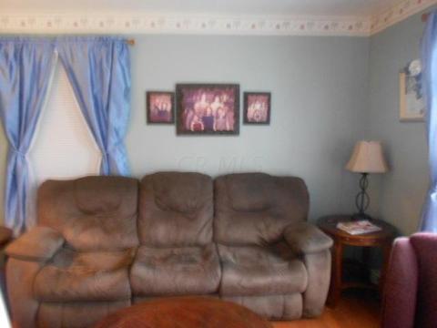 6481 Putnam Dr, Circleville, OH 43113 photo 4