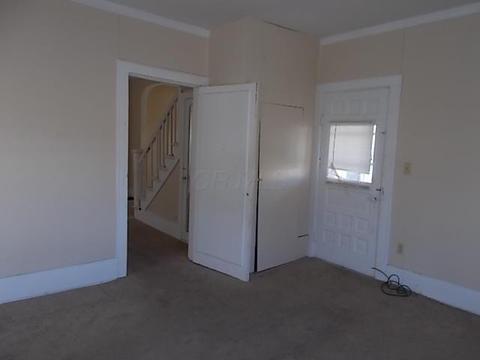 139 Clinton St, Newark, OH 43055 photo 5