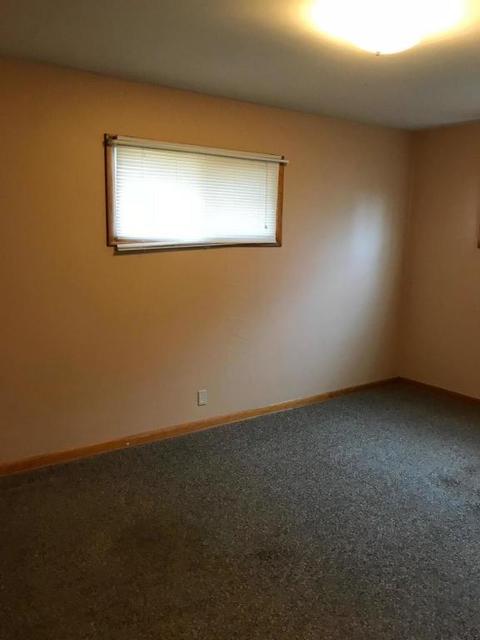860 E Main St, Logan, OH 43138 photo 9