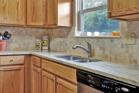 3069 Splitrock Rd, Columbus, OH 43221 photo 7