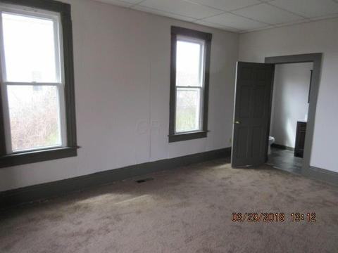 66 E Shields St, Newark, OH 43055 photo 7