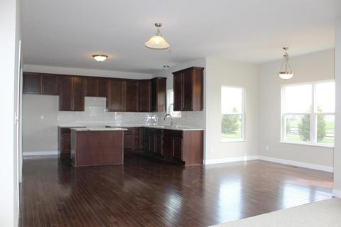 112 Thrush Cir, Pickerington, OH 43147 photo 6