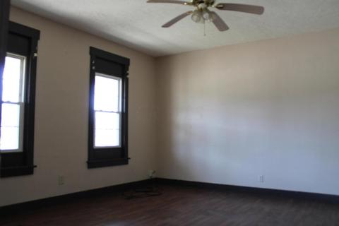 916 Warder St, Springfield, OH 45503 photo 9