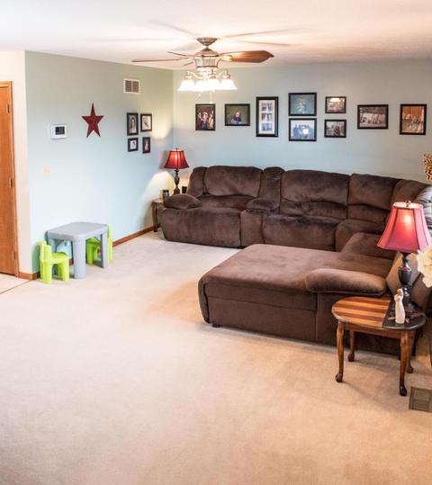 1069 Thomas Dr, Marion, OH 43302 photo 3