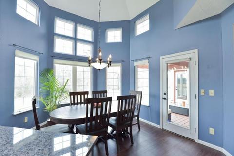 484 Adrian Dr, Delaware, OH 43015 photo 7