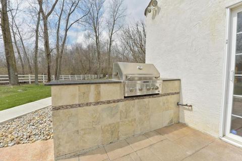 484 Adrian Dr, Delaware, OH 43015 photo 40