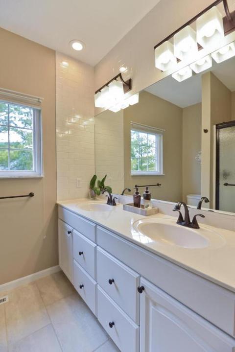 484 Adrian Dr, Delaware, OH 43015 photo 18