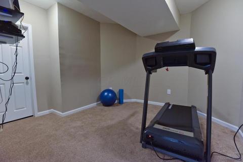 484 Adrian Dr, Delaware, OH 43015 photo 28