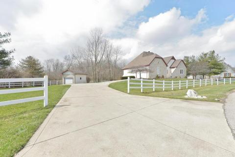 484 Adrian Dr, Delaware, OH 43015 photo 30