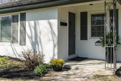 3025 Mountview Rd, Columbus, OH 43221 photo 2