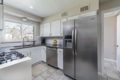 3025 Mountview Rd, Columbus, OH 43221 photo 8