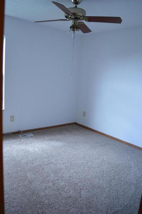 1099 Viewpointe Dr, Columbus, OH 43207 photo 23