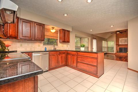 5671 Dublinshire Dr, Dublin, OH 43017 photo 3
