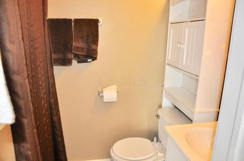 255 E Central Ave, Delaware, OH 43015 photo 21