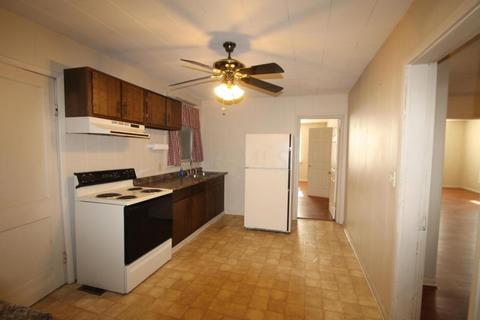 358 E Mill St, Circleville, OH 43113 photo 11