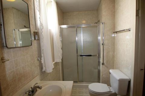 358 E Mill St, Circleville, OH 43113 photo 14