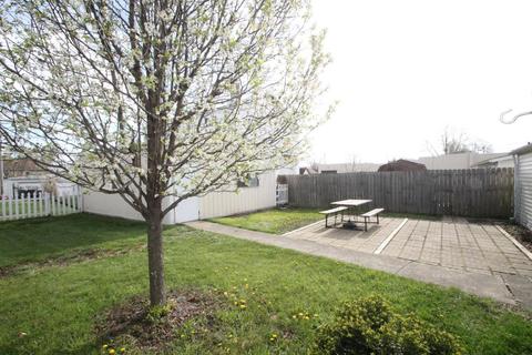 358 E Mill St, Circleville, OH 43113 photo 4