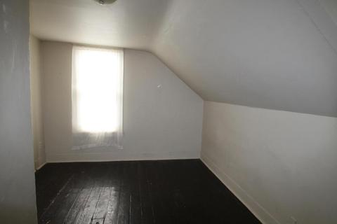 358 E Mill St, Circleville, OH 43113 photo 23
