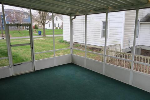79 Webb St, Delaware, OH 43015 photo 4