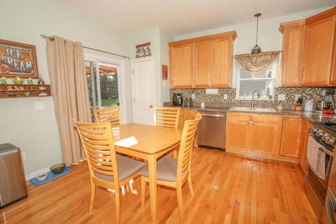 885 Salinger Dr, Lithopolis, OH 43136 photo 9