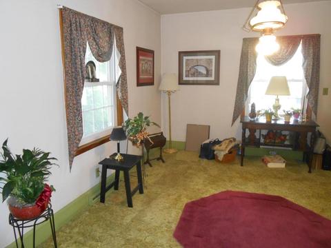 517 N Pickaway St, Circleville, OH 43113 photo 13