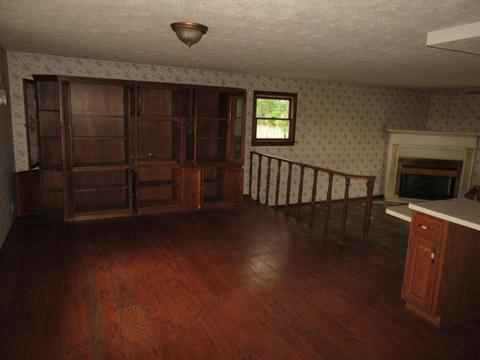 1084 Wolfinger Rd, Marion, OH 43302 photo 4