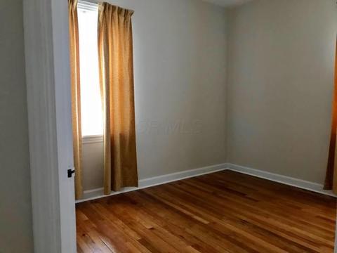 216 Longfellow St, Elyria, OH 44035 photo 6