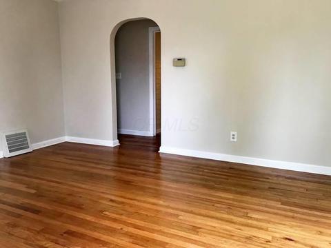 216 Longfellow St, Elyria, OH 44035 photo 7