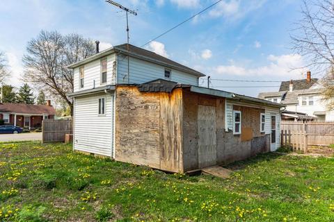 328 E Mound St, Circleville, OH 43113 photo 5