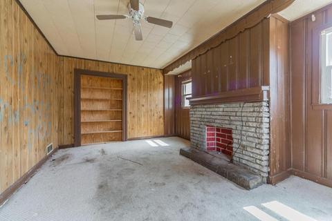 328 E Mound St, Circleville, OH 43113 photo 9