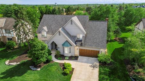 8253 Davington Dr, Dublin, OH 43017 photo 1