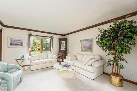 8253 Davington Dr, Dublin, OH 43017 photo 10