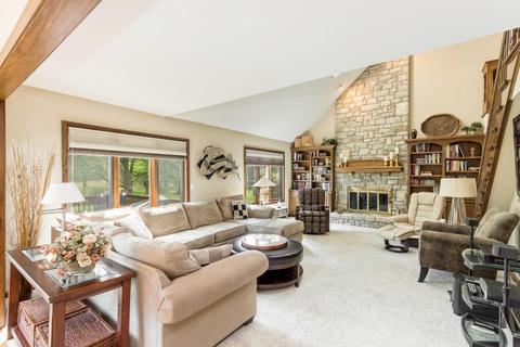 8253 Davington Dr, Dublin, OH 43017 photo 17