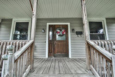 481 N Pickaway St, Circleville, OH 43113 photo 3