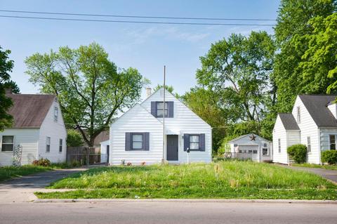 2653 Eakin Rd, Columbus, OH 43204 photo 2