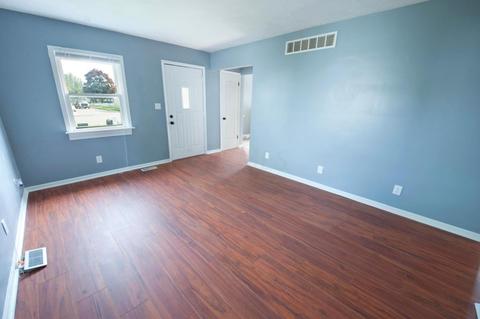 2653 Eakin Rd, Columbus, OH 43204 photo 10