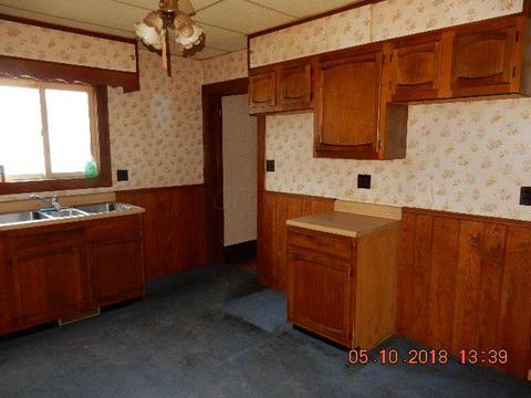 114 E 1st St, Perrysville, OH 44864 photo 4