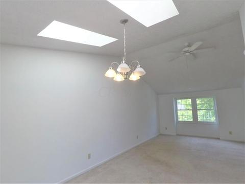 2952 Pinecone Ln, Columbus, OH 43231 photo 5