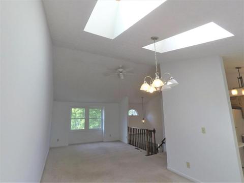 2952 Pinecone Ln, Columbus, OH 43231 photo 6