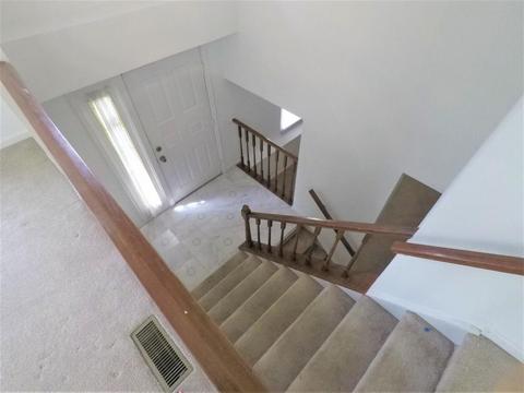 2952 Pinecone Ln, Columbus, OH 43231 photo 9