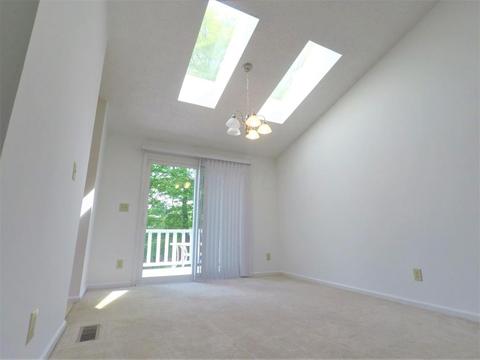2952 Pinecone Ln, Columbus, OH 43231 photo 3