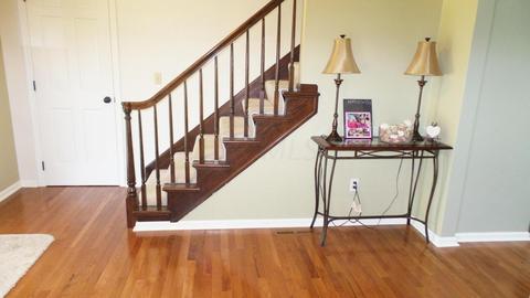43 Ormsbee Ave, Westerville, OH 43081 photo 2