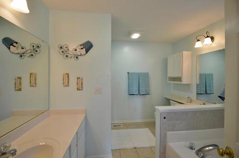 637 Lakeshore Dr E, Hebron, OH 43025 photo 24