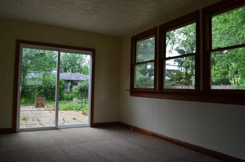 1067 Pierce Ave, Columbus, OH 43227 photo 18