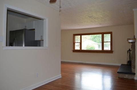 1067 Pierce Ave, Columbus, OH 43227 photo 8