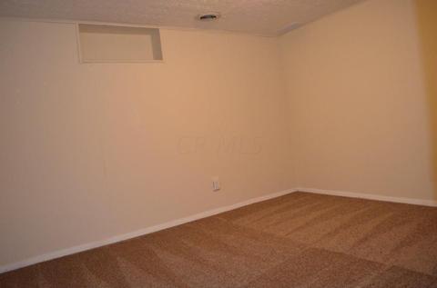 1067 Pierce Ave, Columbus, OH 43227 photo 22