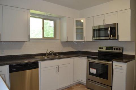 1067 Pierce Ave, Columbus, OH 43227 photo 9