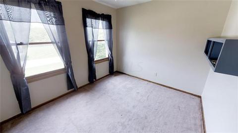 2435 Greenknoll Dr, Springfield, OH 45502 photo 12