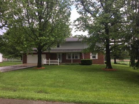 25110 Lawnfield Dr, Circleville, OH 43113 photo 1