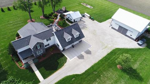 2112 Morral Kirkpatrick Rd E, Marion, OH 43302 photo 1